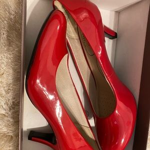 Life Stride, Pumps (Brand New) Size 5.5